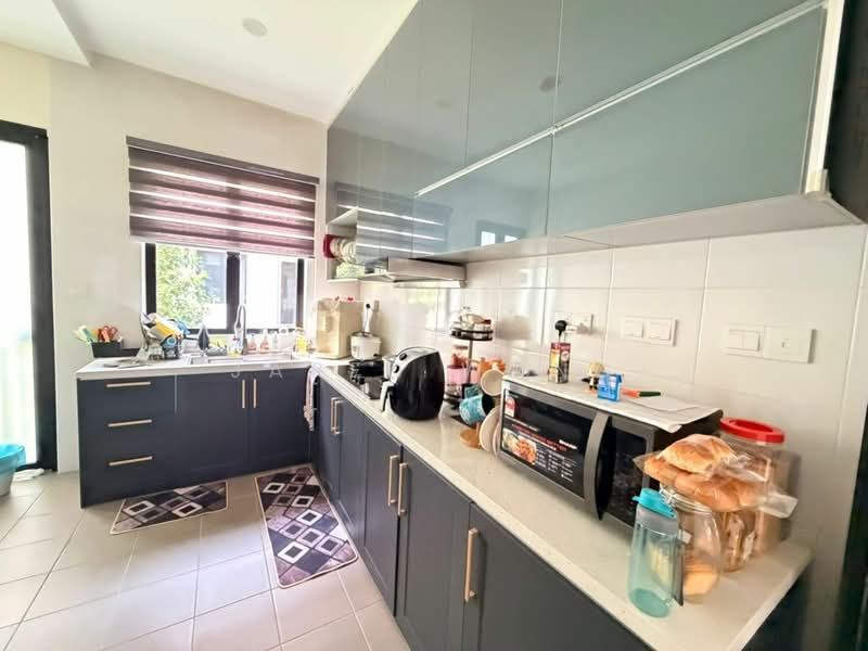 2-storey Terraced House for Rent in Cyberjaya (Selangor) - Jared Wong - Kitchen - PropertyGuru.com.my