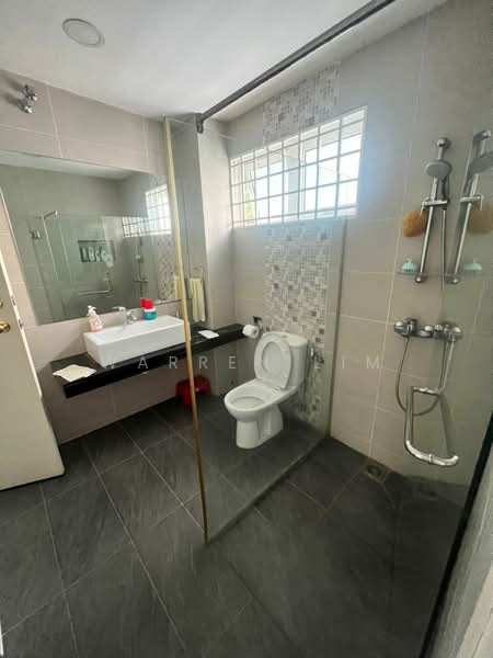 Rumah Teres 2 Tingkat untuk Dijual di Ara Damansara (Selangor) - Warren Lim - Bathroom - PropertyGuru.com.my