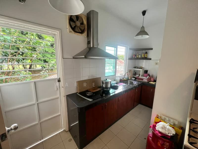 Rumah Teres 2 Tingkat untuk Dijual di Ara Damansara (Selangor) - Warren Lim - Kitchen - PropertyGuru.com.my