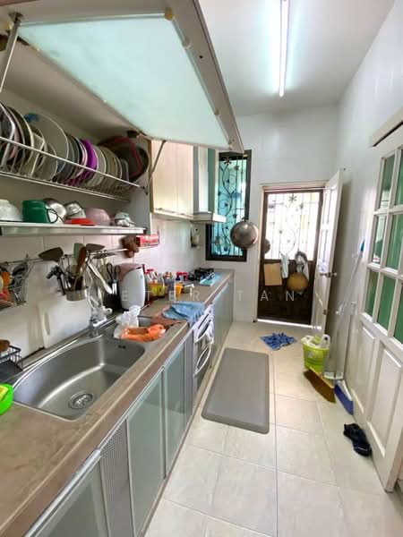 Rumah Teres 2 Tingkat untuk Dijual di Taman Mount Austin (Tebrau) - Peter Tan - PropertyGuru.com.my