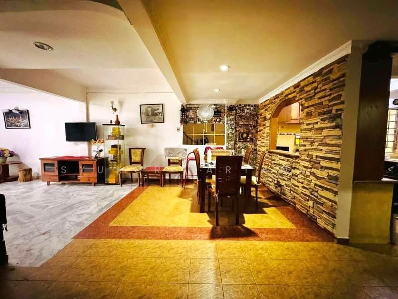 Rumah Teres 2 Tingkat untuk Dijual di Batu Caves (Selangor) - Syukor Hartanah - Living Room - PropertyGuru.com.my