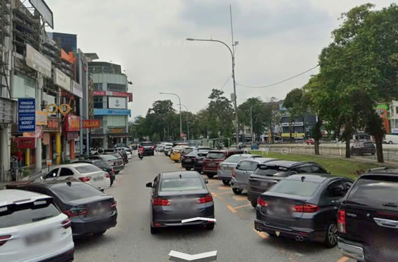 Shop for Rent in Bandar Puteri Puchong (Puchong) - Orange Tang - Exterior - PropertyGuru.com.my