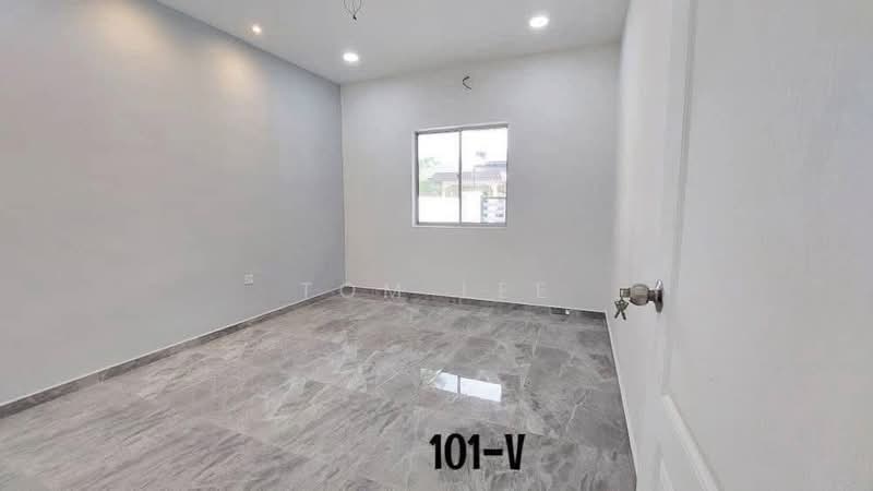 1-storey Terraced House for Sale in Taman Teluk Pulai (Klang) - Tom Lee - PropertyGuru.com.my