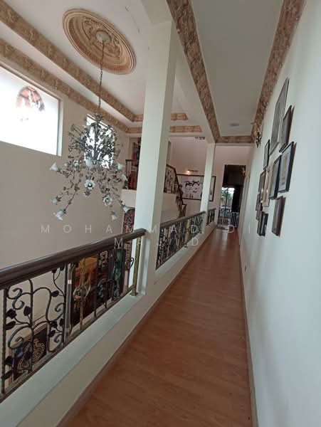 Bungalow for Sale in Seksyen 9 (Shah Alam) - Mohammad Din Majid - Corridor - PropertyGuru.com.my