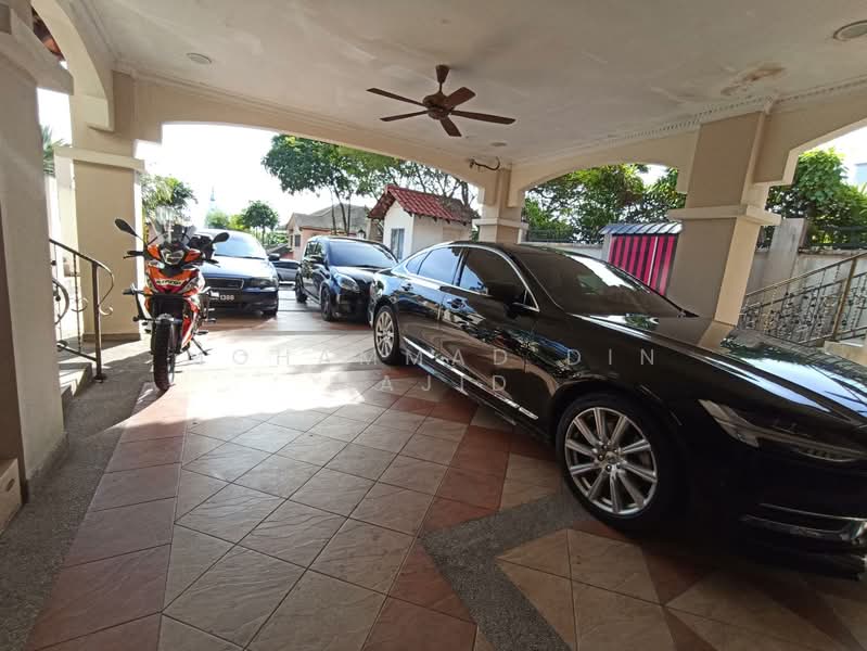 Bungalow for Sale in Seksyen 9 (Shah Alam) - Mohammad Din Majid - Exterior - PropertyGuru.com.my