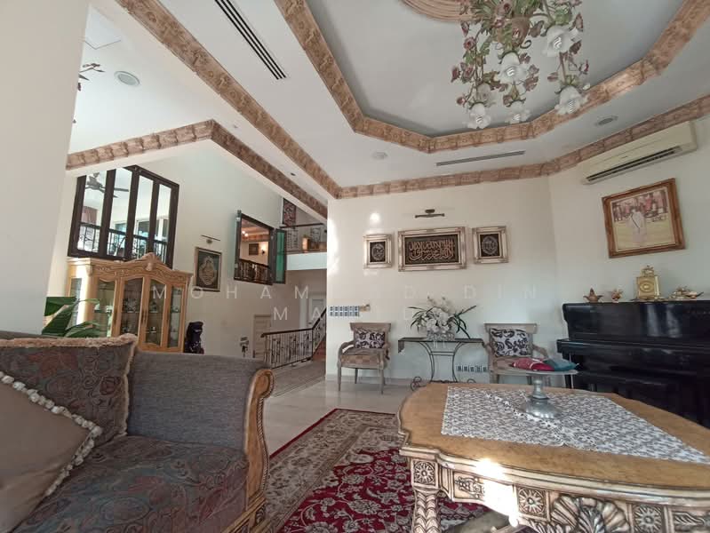 Bungalow for Sale in Seksyen 9 (Shah Alam) - Mohammad Din Majid - Living Room - PropertyGuru.com.my