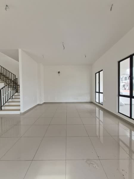 Semi-Detached House for Sale in Setia Safiro (Cyberjaya) - Dinie Akmal - Living Room - PropertyGuru.com.my