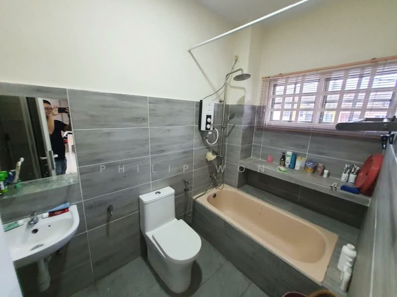 Rumah Teres 2 Tingkat untuk Dijual di Taman Serdang Raya (Seri Kembangan) - Philip Wong - PropertyGuru.com.my