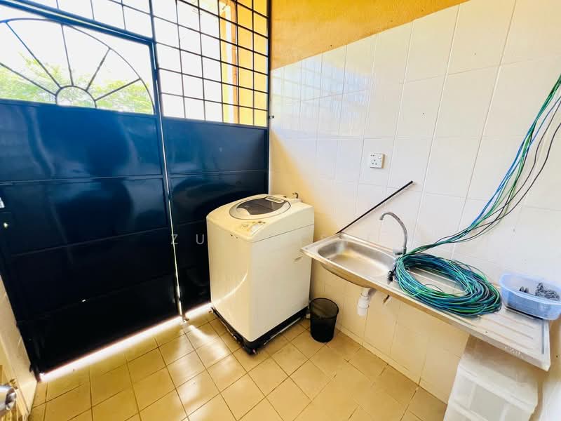 Semi-Detached House for Sale in Saujana Impian (Kajang) - Zul Hasif - PropertyGuru.com.my