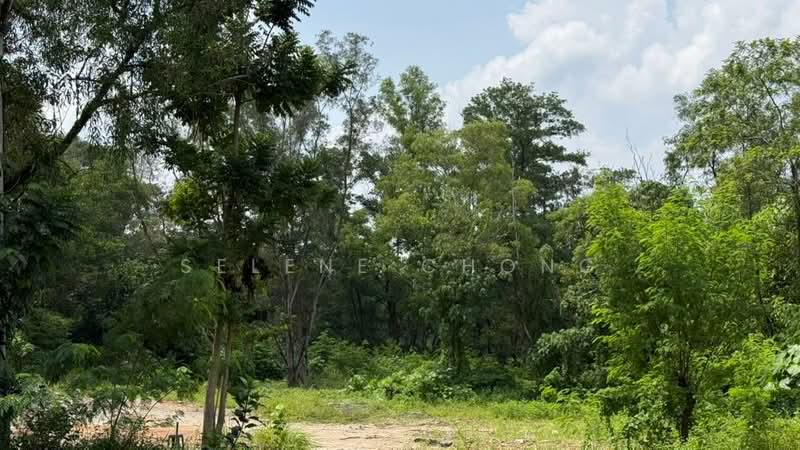 Tanah Komersial untuk Dijual di Lestari Putra (Seri Kembangan) - Selene Chong - Exterior - PropertyGuru.com.my