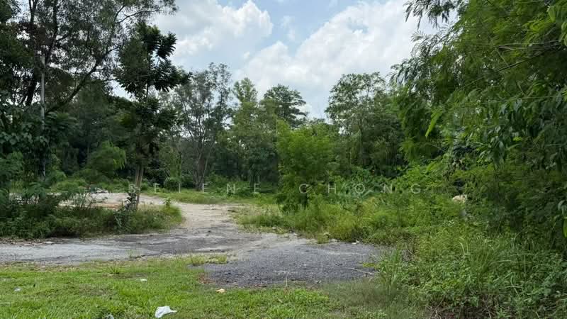 Tanah Komersial untuk Dijual di Lestari Putra (Seri Kembangan) - Selene Chong - Exterior - PropertyGuru.com.my