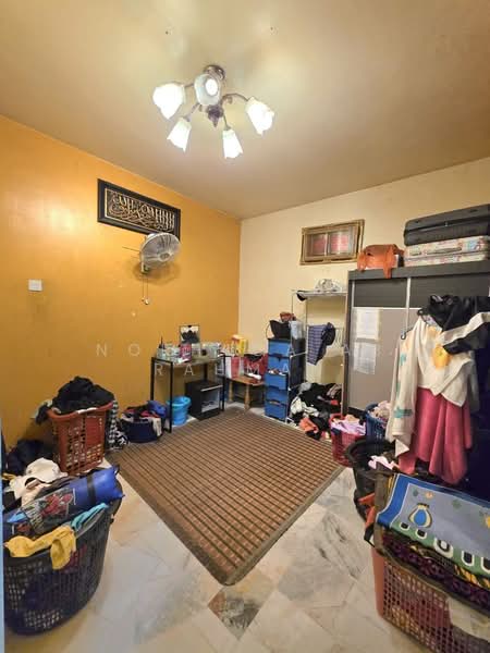 Rumah Teres 2 Tingkat untuk Dijual di Seksyen 7 (Bangi) - Norhuda Ab Rahman - Bedroom - PropertyGuru.com.my