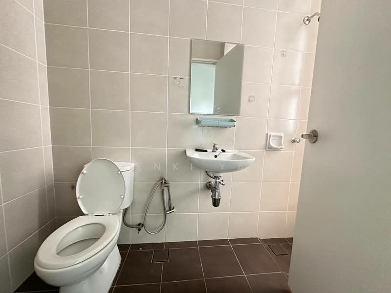 Condominium for Rent at D'Suites Akasia Horizon @ Horizon Hills - Genki Yap - Bathroom - PropertyGuru.com.my