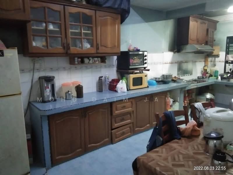 Rumah Teres 2 Tingkat untuk Dijual di Taman Teluk Gedung Indah (Klang) - Mohd Daim Jamil - Kitchen - PropertyGuru.com.my