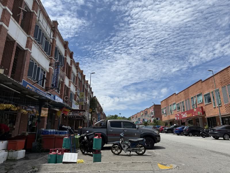 Shop for Sale in Alam Budiman (Shah Alam) - Calvin Lim - Exterior - PropertyGuru.com.my