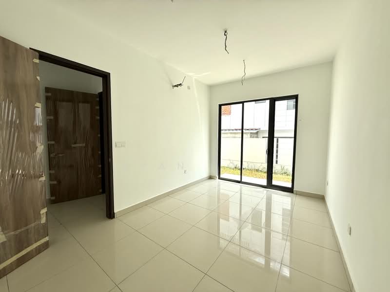 Semi-Detached House for Sale in Elmina (Shah Alam) - Ryan Soo - Living Room - PropertyGuru.com.my