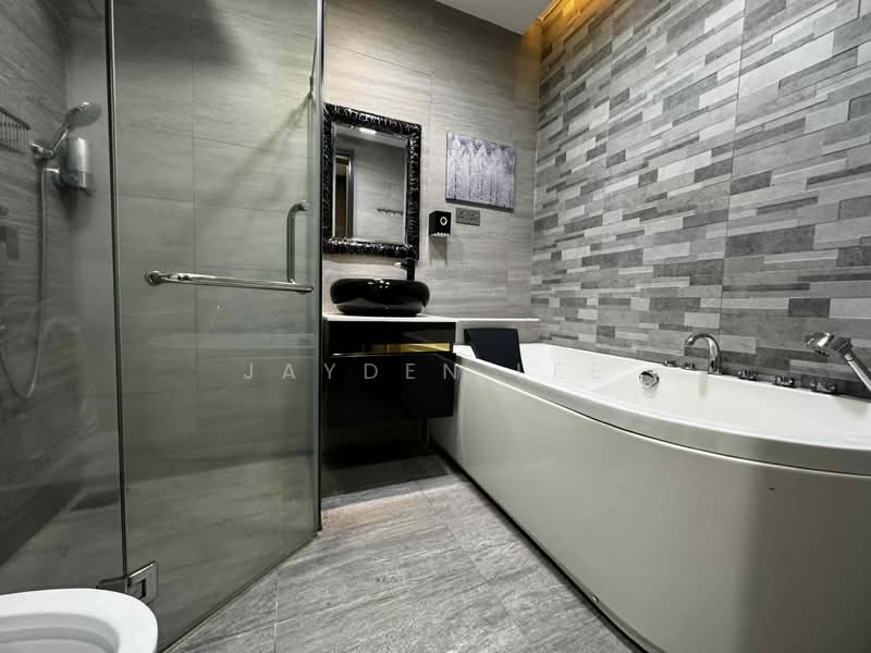 Semi-Detached House for Sale in Taman Saujana Suria (Kajang) - Jayden Lee - Bathroom - PropertyGuru.com.my