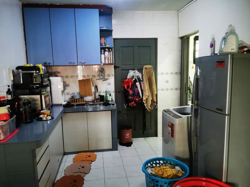 2-storey Terraced House for Sale in Taman Rinting (Masai) - Tommy Tai - Kitchen - PropertyGuru.com.my