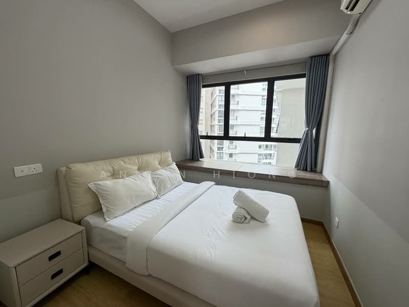 Kondominium untuk Dijual di Bay Point @ Country Garden Danga Bay - Anson Hiong - Bedroom - PropertyGuru.com.my