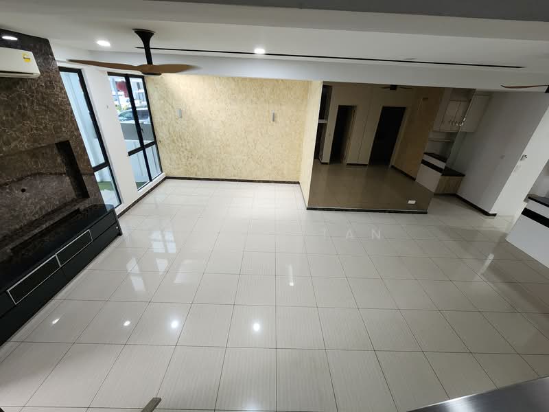 Rumah Teres 3 Tingkat untuk Disewa di 16 Sierra (Puchong) - Steven Tan - Living Room - PropertyGuru.com.my