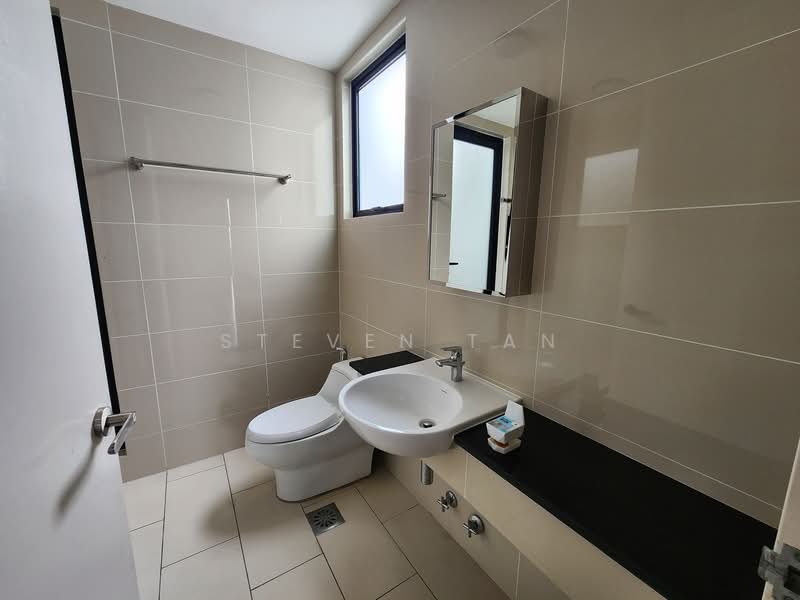 Rumah Teres 3 Tingkat untuk Disewa di 16 Sierra (Puchong) - Steven Tan - Bathroom - PropertyGuru.com.my