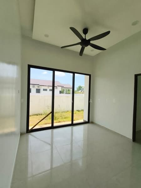 Bungalow for Sale in Kuantan (Pahang) - Fazielawatie Ishak - Living Room - PropertyGuru.com.my