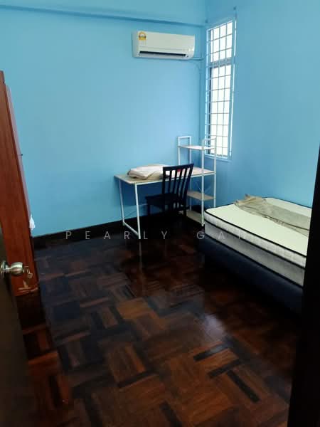 Condominium for Rent at Ridzuan Condominium - Pearly Gan - Bedroom - PropertyGuru.com.my