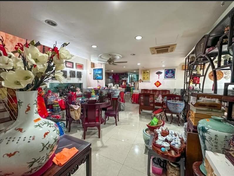 Rumah Teres 2 Tingkat untuk Dijual di Taman Melawati (Ulu Kelang) - Brackson Loh - Living Room - PropertyGuru.com.my
