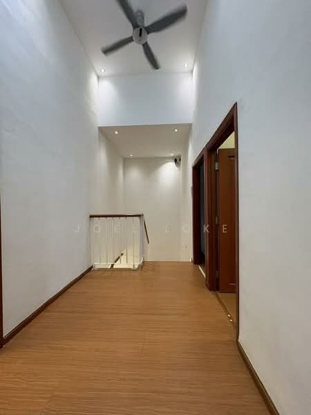 Rumah Teres 2 Tingkat untuk Dijual di Medan Damansara (Damansara Heights) - Joel Loke - Corridor - PropertyGuru.com.my