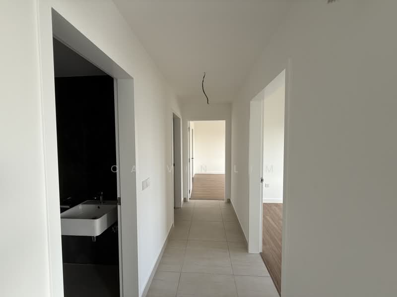 Kondominium untuk Dijual di Tuai Timur - Calvin Lim - Corridor - PropertyGuru.com.my