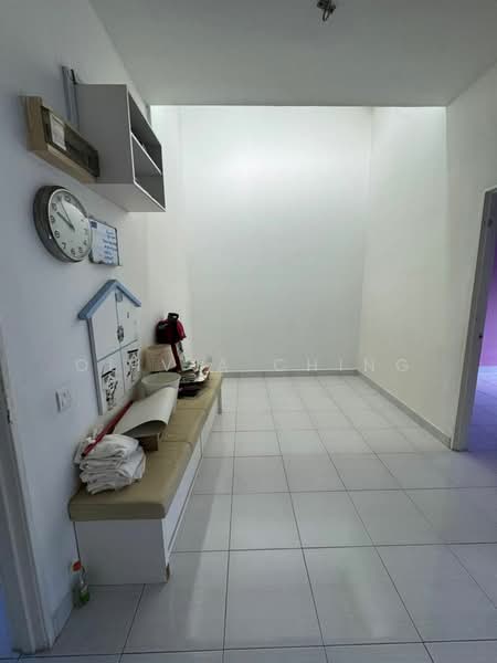 Rumah Teres 2 Tingkat untuk Dijual di Setia Tropika (Johor Bahru) - Olivia Ching - Entrance - PropertyGuru.com.my