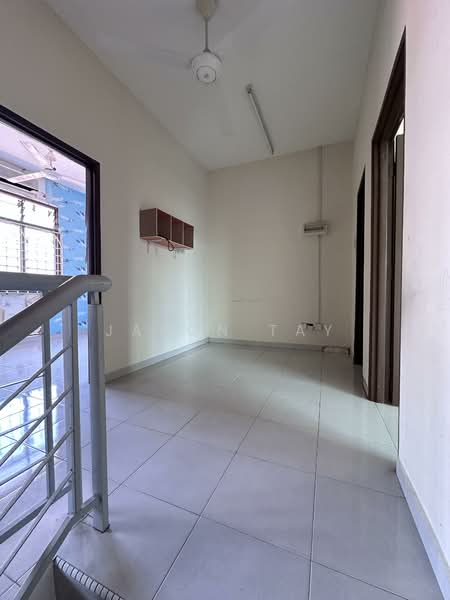 Rumah Teres 2 Tingkat untuk Dijual di Taman Angkasa Nuri (Durian Tunggal) - Jason Tay - Interior - PropertyGuru.com.my