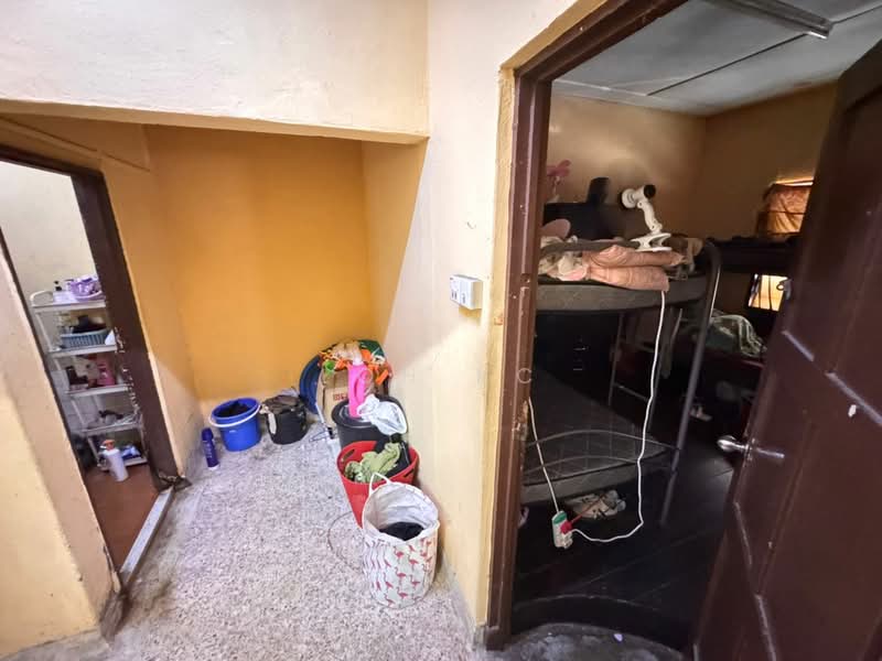 1-storey Terraced House for Sale in Petaling Jaya (Selangor) - Loh KC - Bedroom - PropertyGuru.com.my