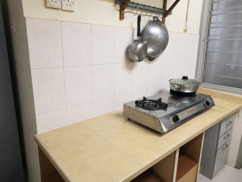 Apartment for Sale at Pelangi Ara, Bandar Utama - Nobeille Chung - Kitchen - PropertyGuru.com.my