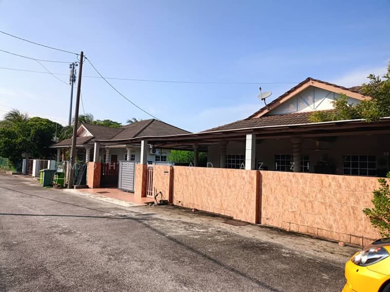 Bungalow for Sale in Taman Berjaya Permai (Kuantan) - Mohammad Azizi - PropertyGuru.com.my