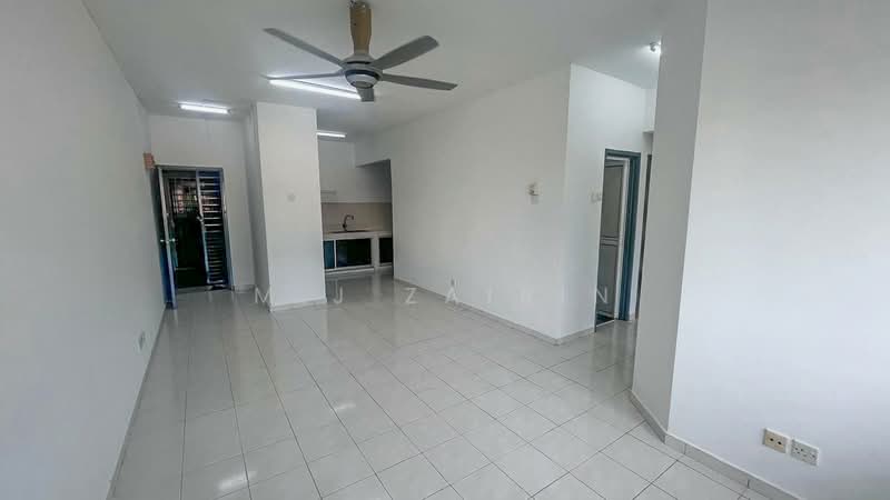 Pangsapuri untuk Dijual di Antara Apartment - M.J Zairin - Living Room - PropertyGuru.com.my