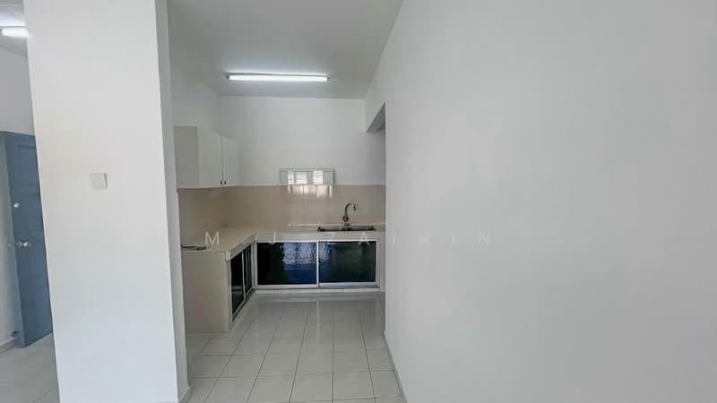 Pangsapuri untuk Dijual di Antara Apartment - M.J Zairin - Kitchen - PropertyGuru.com.my