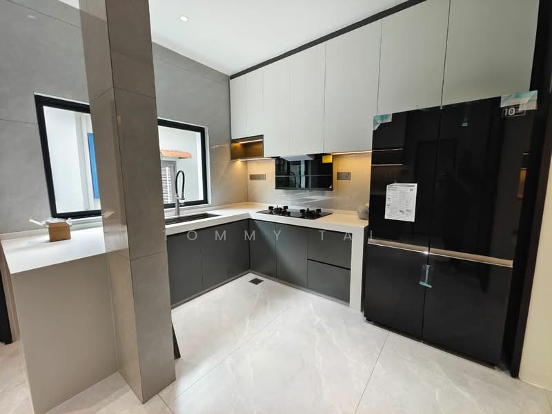 2-storey Terraced House for Sale in Taman Perling (Perling) - Tommy Tai - Kitchen - PropertyGuru.com.my