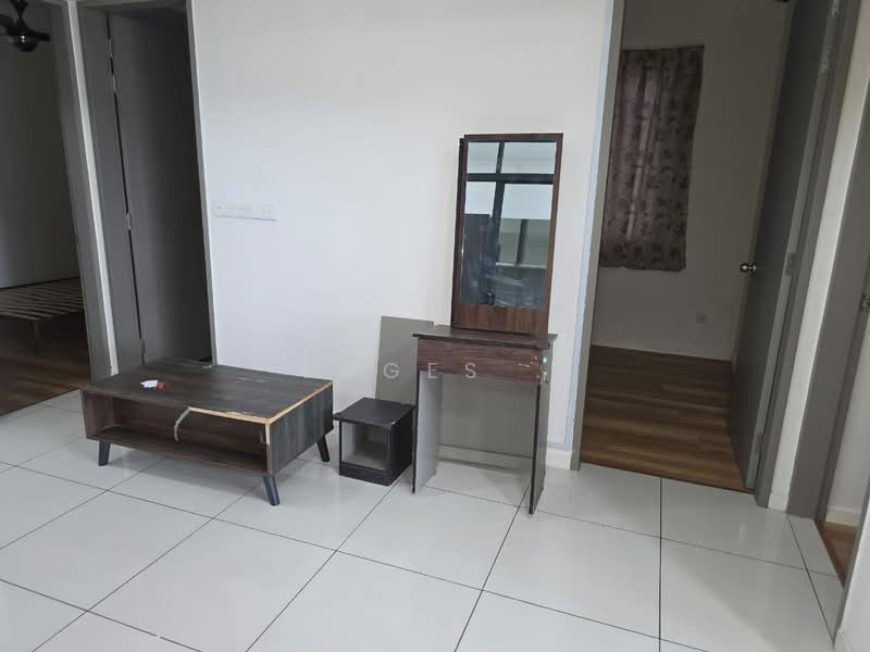 Kondominium untuk Disewa di Bennington Residences @ SkyArena - Loges . - Living Room - PropertyGuru.com.my