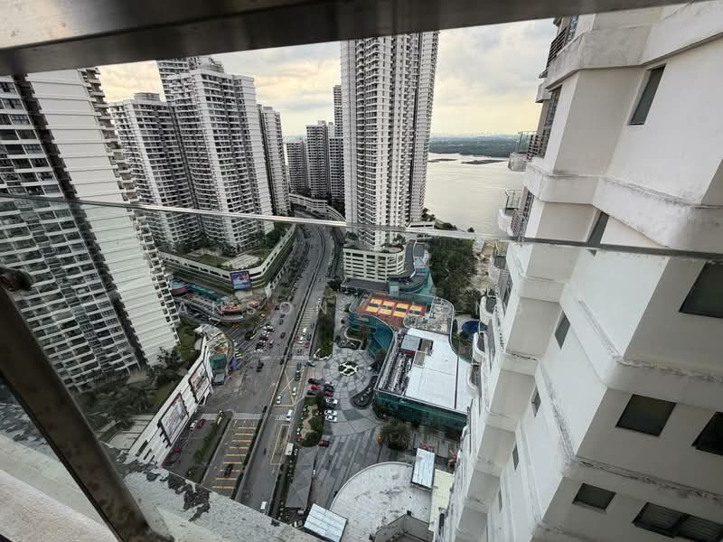 Kondominium untuk Dijual di Royal Strand @ Country Garden Danga Bay - Anson Hiong - PropertyGuru.com.my