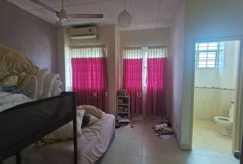 2-storey Terraced House for Sale in Bandar Bukit Puchong 2 (Puchong) - KT Go - Bedroom - PropertyGuru.com.my