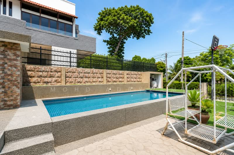 Bungalow for Sale in Seksyen 2 (Shah Alam) - Mohd Adryzam - Exterior - PropertyGuru.com.my
