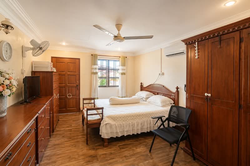 Bungalow for Sale in Seksyen 2 (Shah Alam) - Mohd Adryzam - Bedroom - PropertyGuru.com.my