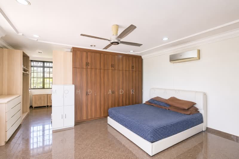 Bungalow for Sale in Seksyen 2 (Shah Alam) - Mohd Adryzam - Bedroom - PropertyGuru.com.my