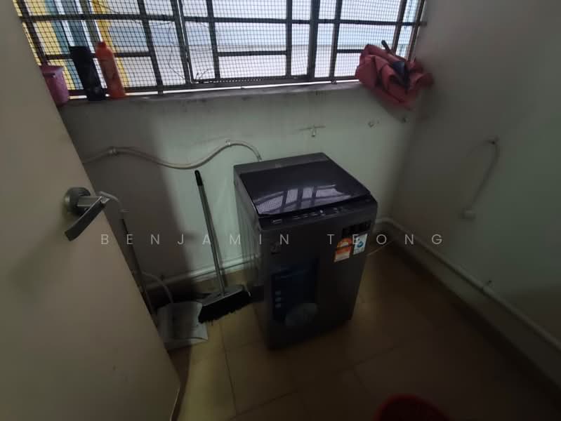 Servis Apartment untuk Disewa di Metropolitan Square - Benjamin Teong - Balcony - PropertyGuru.com.my