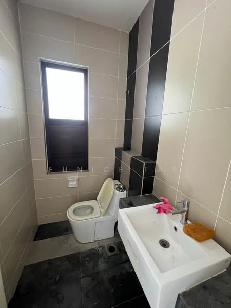 Rumah Teres untuk Disewa di Alam Damai (Cheras) - Eunice Tay - PropertyGuru.com.my