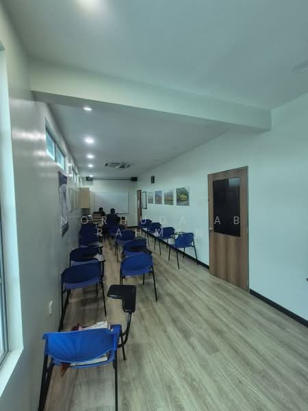 Kilang untuk Dijual di Taman Iks Pkns Seksyen 9 (Bangi) - Norhuda Ab Rahman - Study - PropertyGuru.com.my