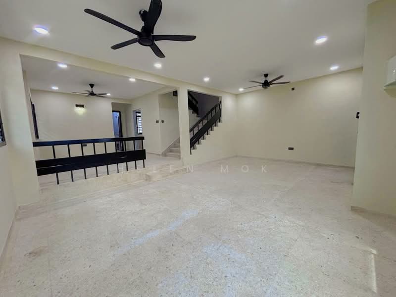 Rumah Berkembar untuk Dijual di Johor Bahru (Johor) - Helen Mok - Living Room - PropertyGuru.com.my