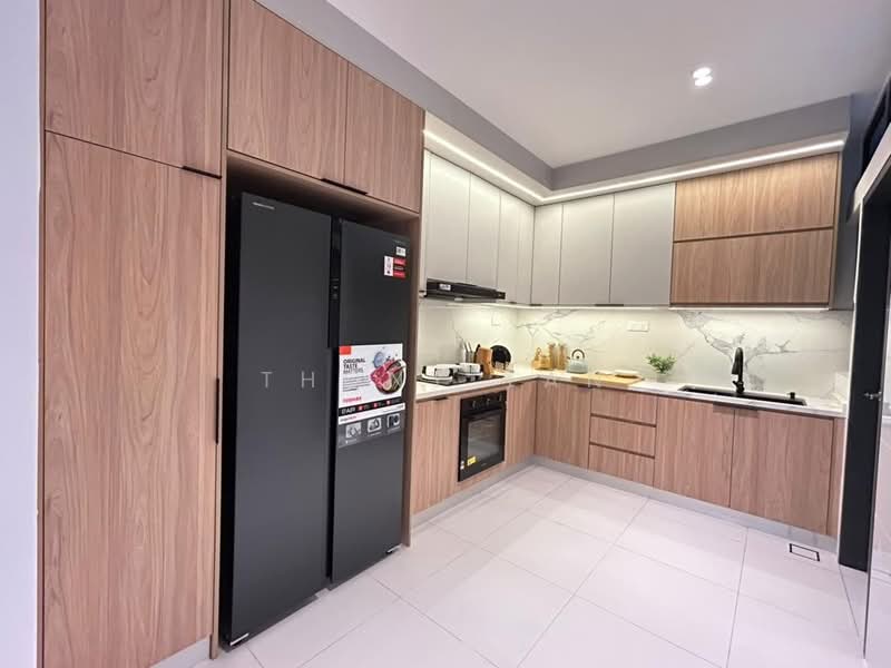 Cluster House for Sale in Seksyen 7 (Shah Alam) - Thony Tan - Kitchen - PropertyGuru.com.my