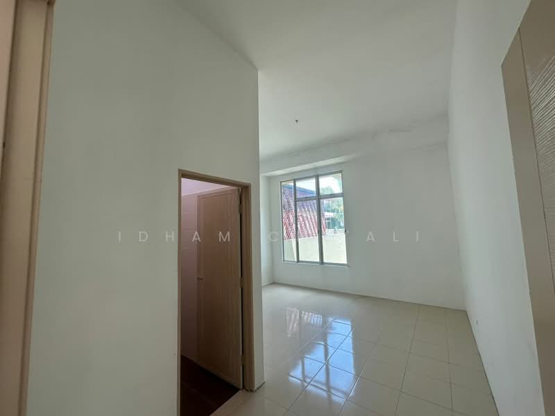 Rumah Berkembar untuk Dijual di Kampung Peramu (Pekan) - Idham Che'Ali - Interior - PropertyGuru.com.my
